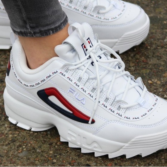 FILA DISRUPTOR II PREMIUM SNEAKER - WOMEN'S - Picture 2 of 6